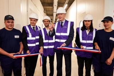 Bruno Le Maire, France’s minister for the economy, finance, industrial and digital sovereignty, cuts the ribbon during the unveiling of the expanded Nesle site © Innovafeed 